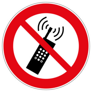 mobiele telefoon verboden bord, mobiele telefoon verbodsbrod NEN 7010 P013